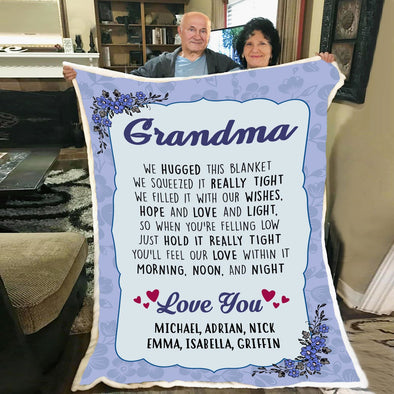 "We Hugged" this Customized Blanket for Grandma/Grandpa/Mamma/Papa/Auntie