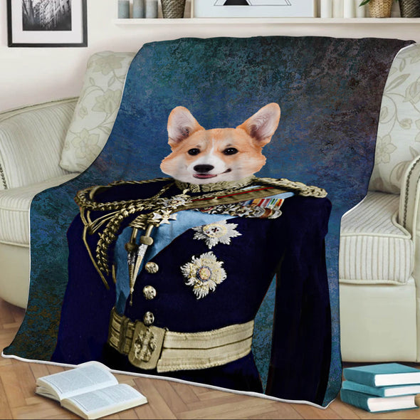 Personalize Your Pet In A Royal Look