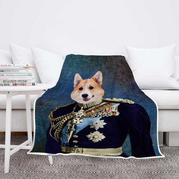 Personalize Your Pet In A Royal Look